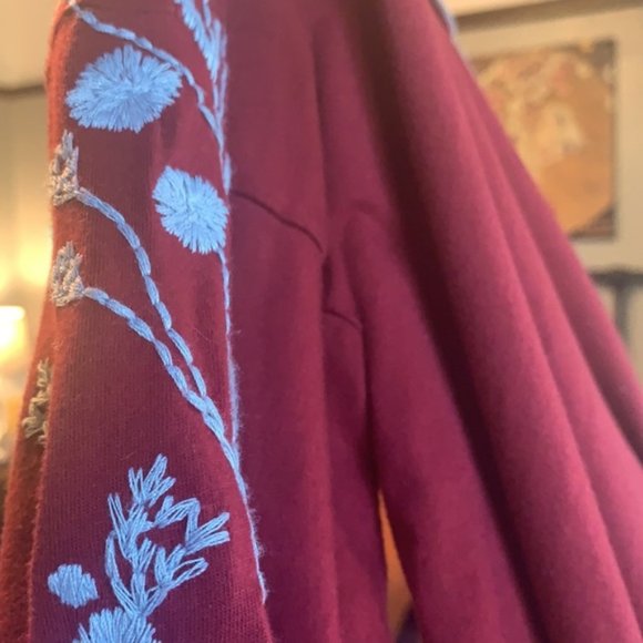 Anthropologie Dolan Fairytale Embroidered Top in Excellent Condition, Size XS - Picture 3 of 5